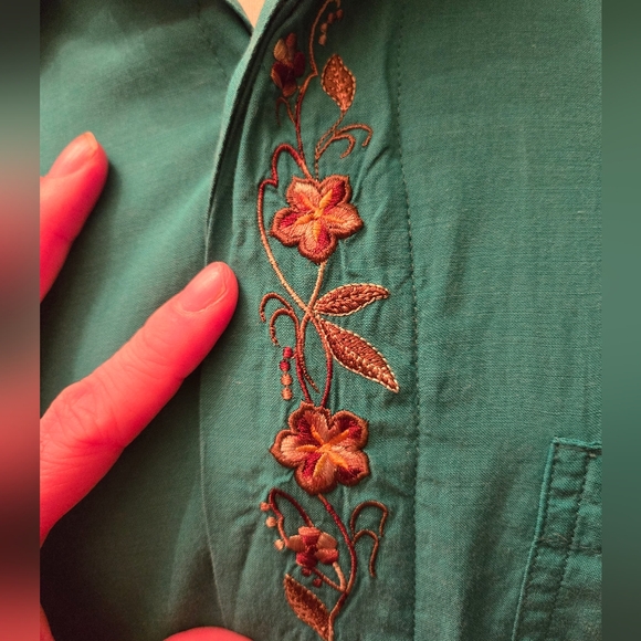 Vintage Gap Silk Blend Embroidered Button Up Shirt Teal - Picture 3 of 11